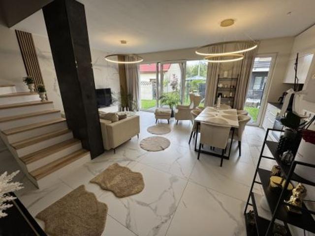Bezpośrednio, Marki, ul. Żabia, 67 m² Mieszkanie