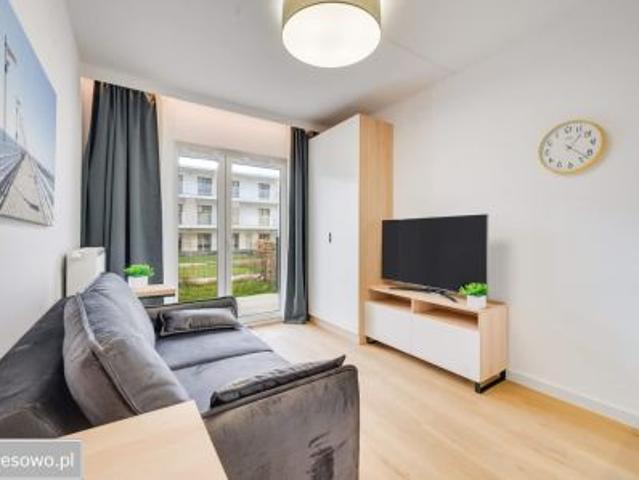 Bezpośrednio, Mechelinki, 18 m² Mieszkanie