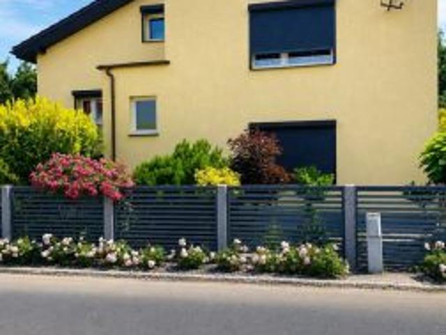 Bezpośrednio, Sławno, ul. Kwiatowa, 217 m² Dom