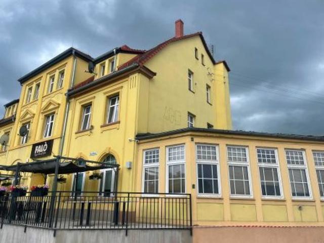 Bezpośrednio, Sobótka, pl. Wolności, 73 m² Mieszkanie