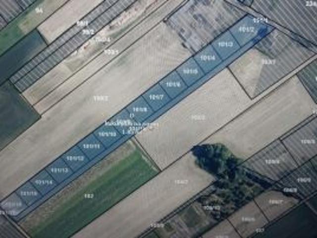 Bezpośrednio, Sadków, 900 m² Działka