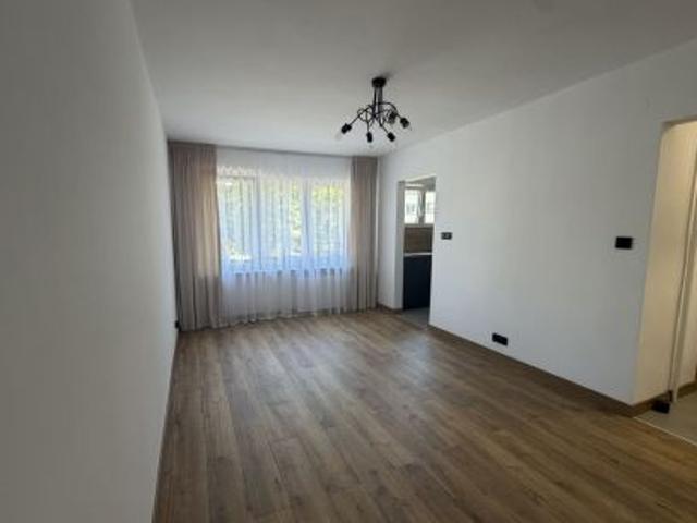 Bezpośrednio, Stalowa Wola, ul. Partyzantów, 43 m² Mieszkanie