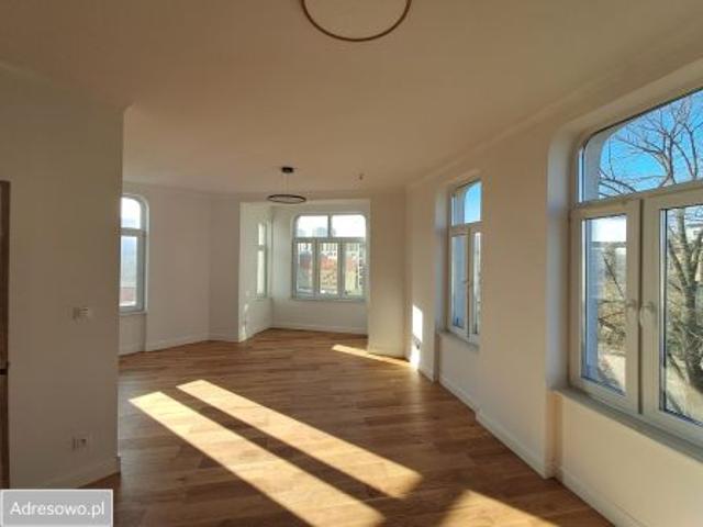 Bezpośrednio, Stargard, ul. Rzeźnicza, 50 m² Mieszkanie