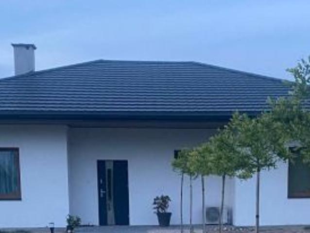 Bezpośrednio, Staw, 150 m² Dom