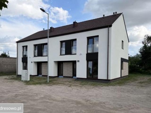 Bezpośrednio, Szamotuły, ul. Skrajna, 142 m² Dom