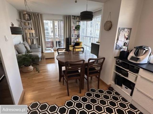 Bezpośrednio, Poznań, Nowe Miasto, ul. Katowicka, 83 m² Mieszkanie