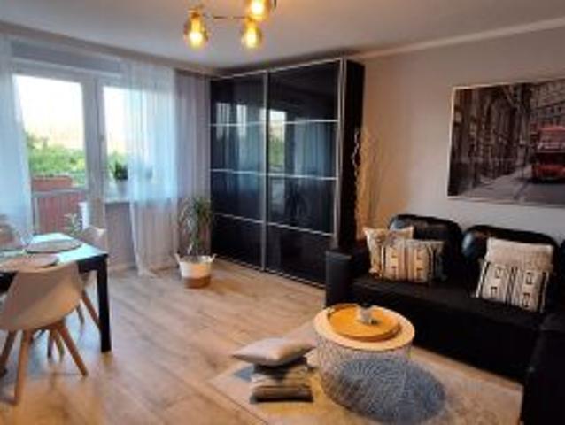 Bezpośrednio, Poznań, Winogrady, os. Zwycięstwa, 65 m² Mieszkanie