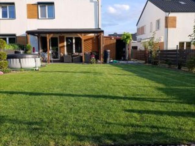 Bezpośrednio, Pobiedziska, ul. Fuksjowa, 85 m² Dom