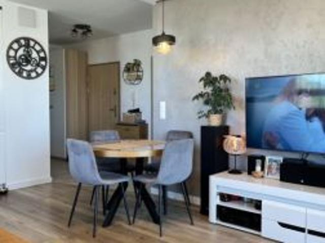 Bezpośrednio, Pogórze, 58 m² Mieszkanie