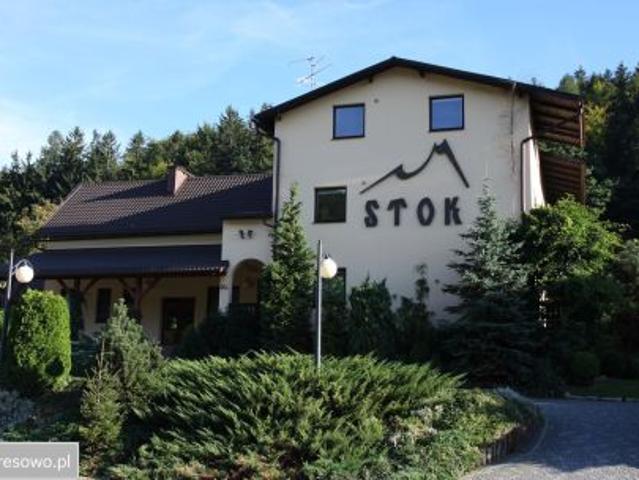 Bezpośrednio, Pokrzywna, 470 m² Dom