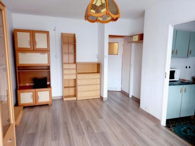 Bezpośrednio, Poniatowa, ul. Szkolna, 28 m² Mieszkanie