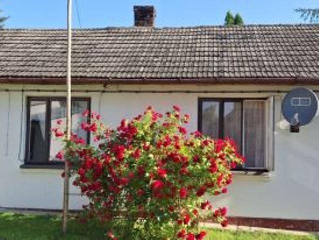 Bezpośrednio, Piotrowice, 40 m² Dom