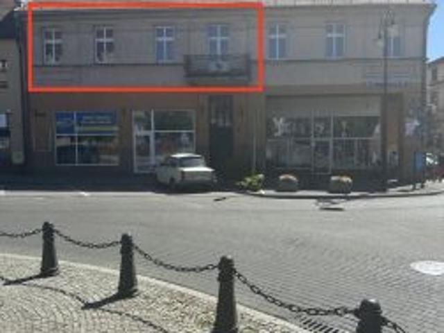 Bezpośrednio, Pleszew, ul. Rynek, 64 m² Mieszkanie