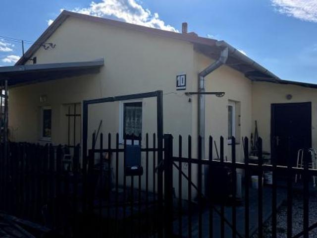 Bezpośrednio, Przezwody, 100 m² Dom