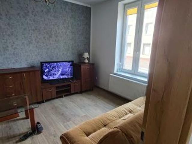 Bezpośrednio, Pszczółki, 40 m² Mieszkanie
