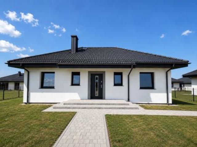 Bezpośrednio, Różyny, 71 m² Dom