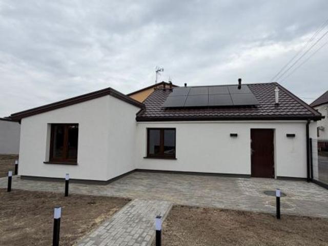 Bezpośrednio, Radom, Glinice, ul. Wesoła, 63 m² Dom