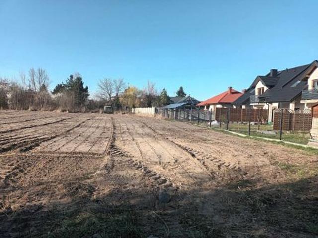 Bezpośrednio, Radom, Komorniki Rajeckie, ul. Kozienicka, 1831 m² Działka