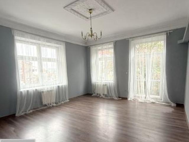 Bezpośrednio, Radom, Śródmieście, 89 m² Mieszkanie