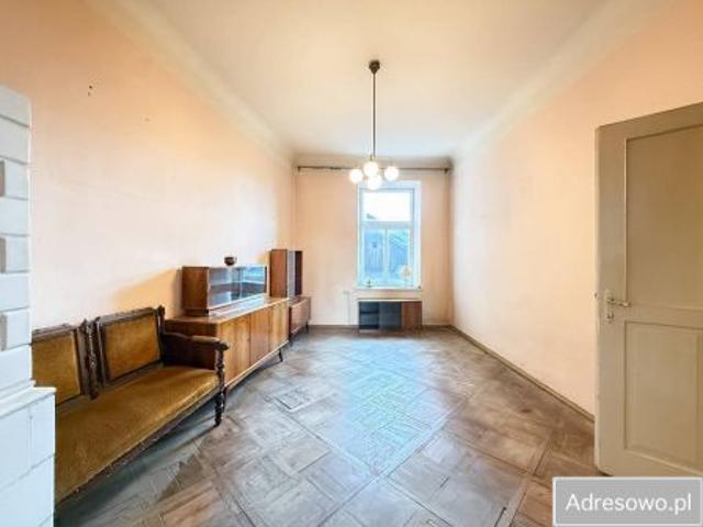 Bezpośrednio, Radom, Śródmieście, pl. Jagielloński, 82 m² Mieszkanie