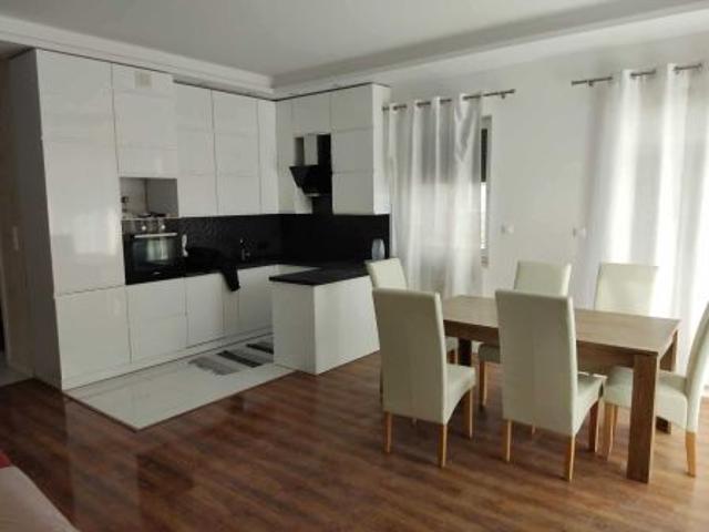 Bezpośrednio, Radomsko, 58 m² Mieszkanie