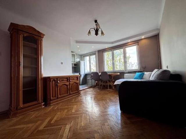 Bezpośrednio, Radomsko, ul. Brzeźnicka, 47 m² Mieszkanie