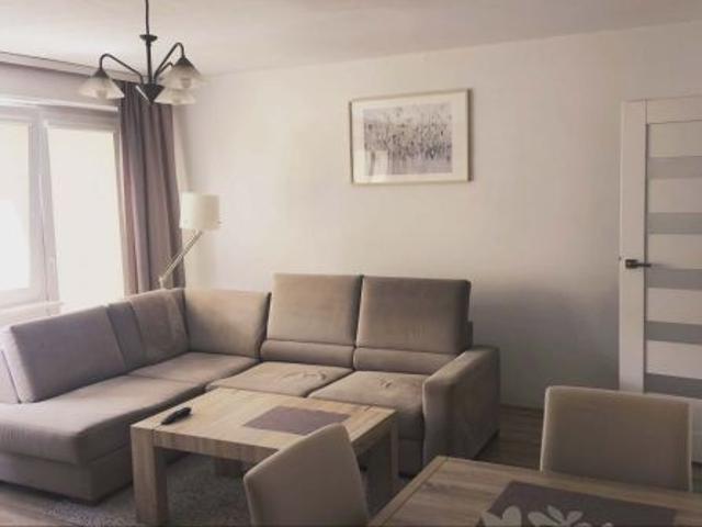 Bezpośrednio, Radomsko, ul. Leszka Czarnego, 57 m² Mieszkanie