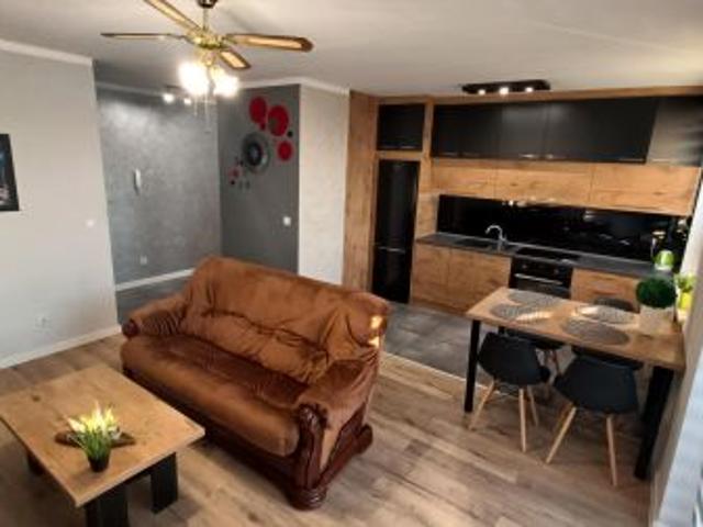 Bezpośrednio, Radomsko, ul. św. Królowej Jadwigi, 45 m² Mieszkanie