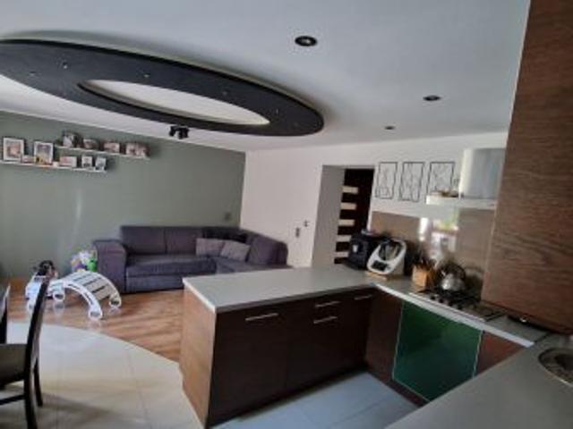 Bezpośrednio, Wałbrzych, Rusinowa, 65 m² Mieszkanie