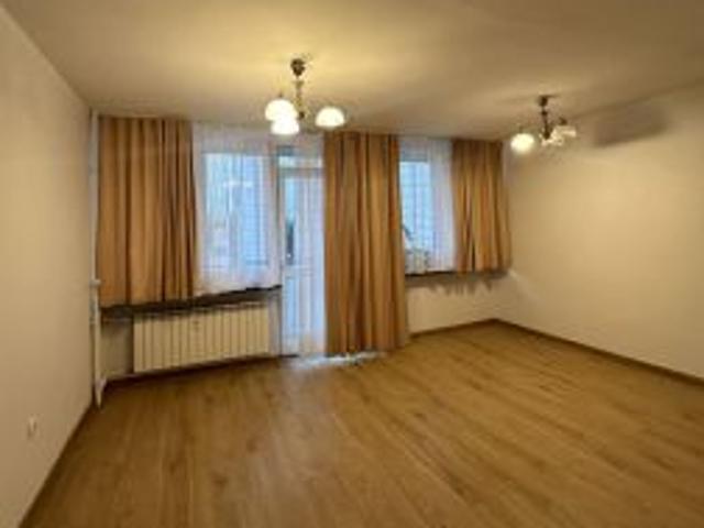 Bezpośrednio, Warszawa, Ochota, pl. Artura Zawiszy, 47 m² Mieszkanie