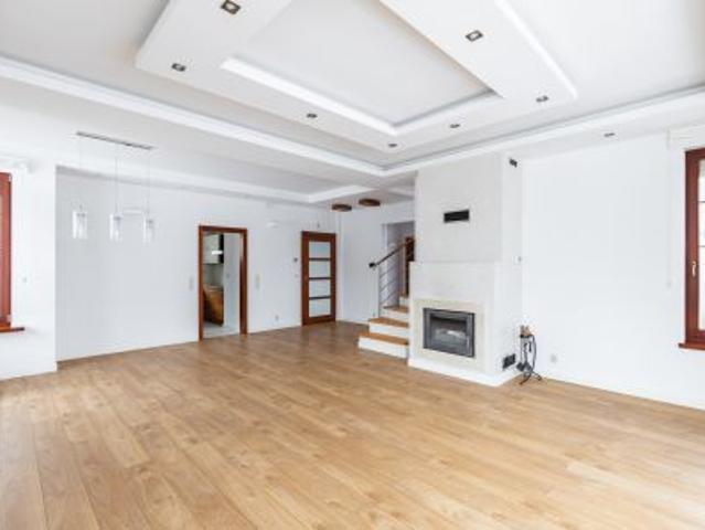 Bezpośrednio, Warszawa, Powsin, ul. Przyczółkowa, 235 m² Dom