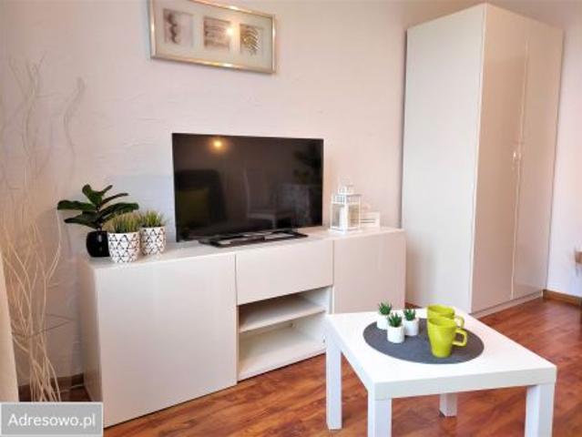 Bezpośrednio, Warszawa, Wola, ul. Obozowa, 20 m² Mieszkanie