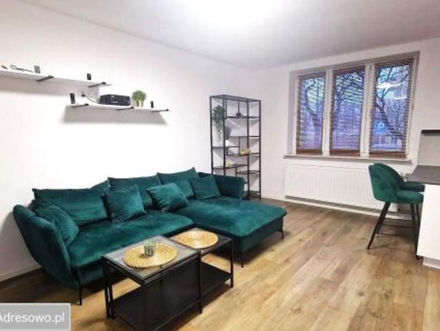 Bezpośrednio, Warszawa, Wola, ul. Obozowa, 32 m² Mieszkanie