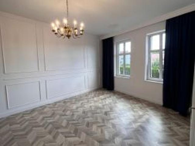 Bezpośrednio, Więcbork, ul. Złotowska, 135 m² Mieszkanie