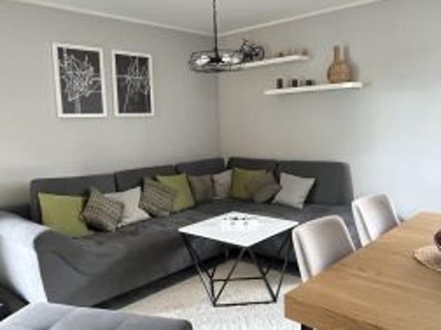 Bezpośrednio, Września, ul. Zielonogórska, 75 m² Mieszkanie