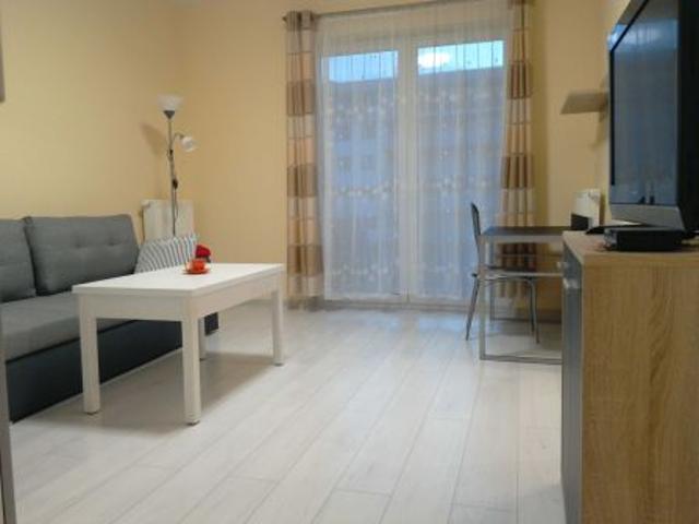 Bezpośrednio, Wrocław, Krzyki, ul. Piękna, 31 m² Mieszkanie