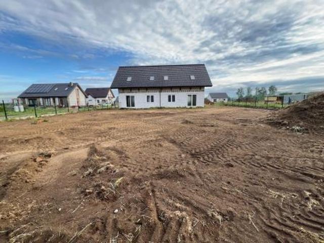 Bezpośrednio, Trzebiatów, ul. Jaromin, 318 m² Dom