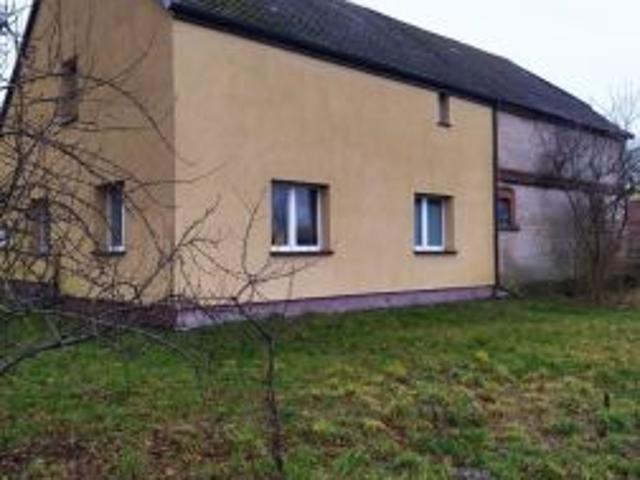 Bezpośrednio, Trzebiatów, pl. Zwycięstwa, 91 m² Dom
