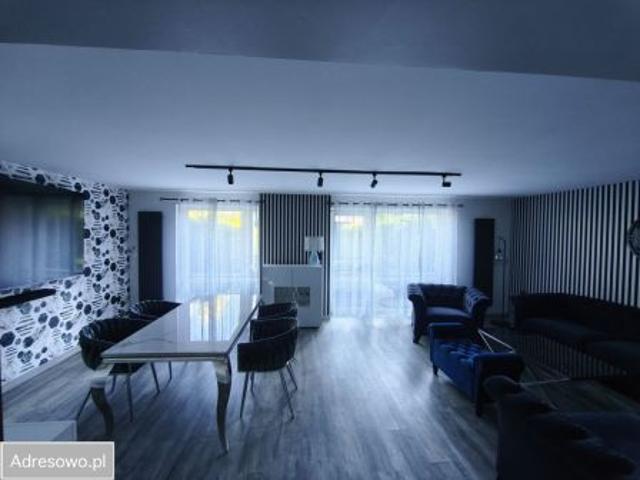 Bezpośrednio, Ustka, ul. Narcyzowa, 220 m² Dom