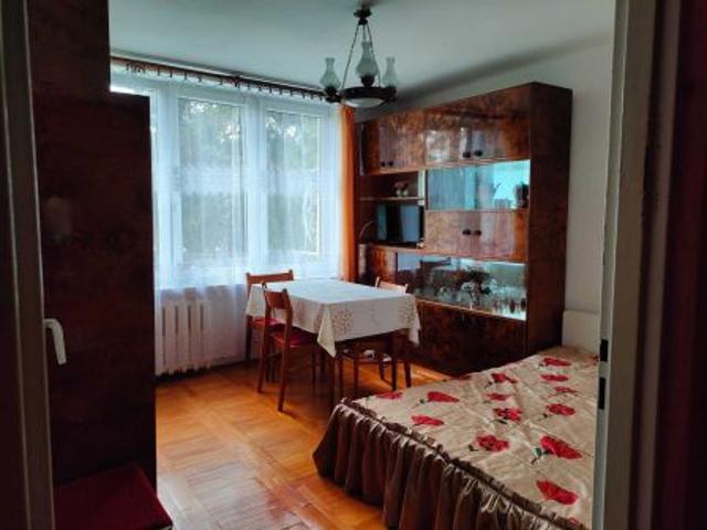 Bezpośrednio, Ustrzyki Dolne, ul. Witolda Gombrowicza, 40 m² Mieszkanie