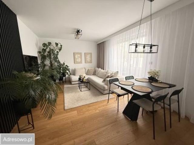 Bezpośrednio, Ząbki, ul. Powstańców, 66 m² Mieszkanie