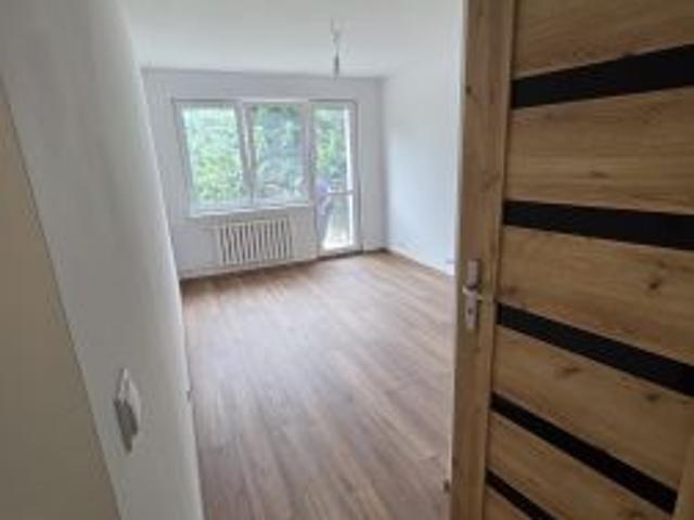 Bezpośrednio, Złocieniec, 47 m² Mieszkanie