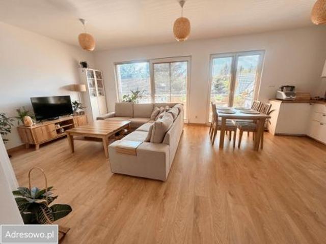 Bezpośrednio, Zabawa, 71 m² Mieszkanie