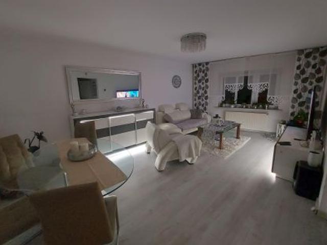 Bezpośrednio, Zabrze, Mikulczyce, pl. Plac Norberta Kroczka, 81 m² Mieszkanie