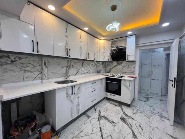 Bk Gayrimenkulden Ful+ful Yapılı Ara Kat 3+1 Satılık Daire