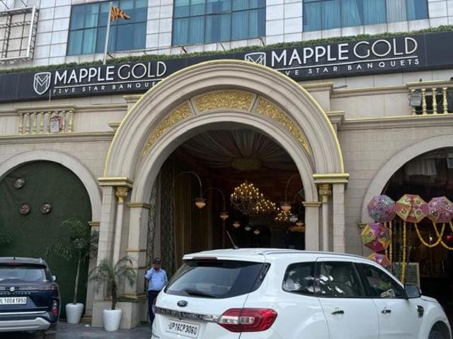 Bhera Enclave, Paschim Vihar Commercial Shop 500 Sq. Ft. in Bhera Enclave Delhi Listing ID: #10318