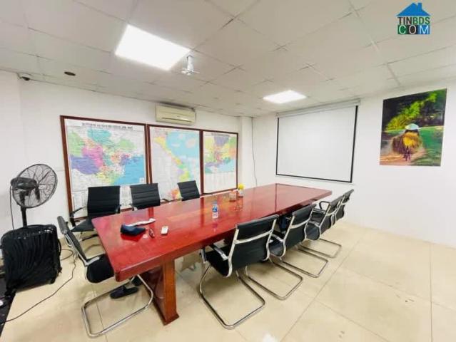 Biệt Tự Chính Chủ Kinh Doanh Ô Tô Đỗ Văn Phòng