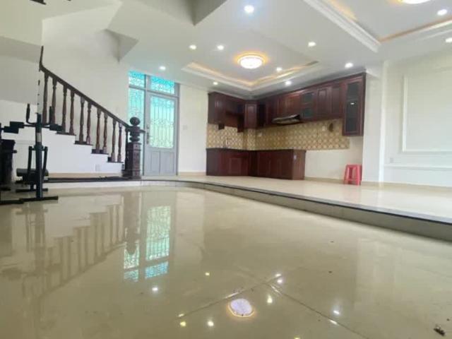 Biệt Thự Mini Gần 80M2 Hẻm Xe Tải Cách Mặt Tiền 1 Căn Cách Sân Bay Chỉ 10 Phút Hiệp Bình