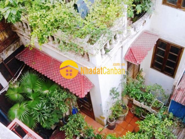Biệt thự cổ đường hồng hà q. Hoàn kiếm 50m mặt tiền 5.5m 4.9 tỷ