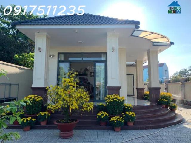 Biệt thự góc 2 MT sông Đồng Nai cách TT Q1 chỉ 30km, nhà mới đẹp ở ngay, DT 395m2 có 250m2 thổ cư